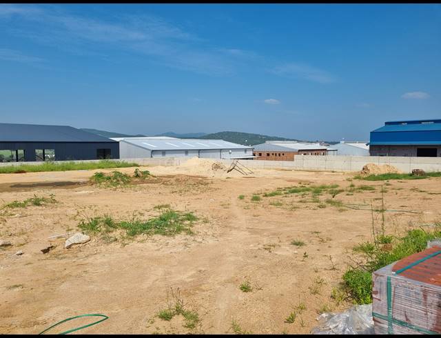 1,800M² WAREHOUSE TO LET IN RIVERSIDE INDUSTRIAL PARK